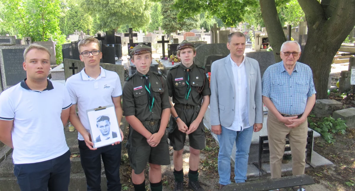 Historia, Zwieńczenie Rajdu „Po kamienistej drodze” Pęcic - zdjęcie, fotografia