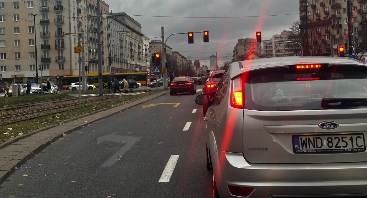 ulice, Grójecka Bitwy lepiej wprost - zdjęcie, fotografia