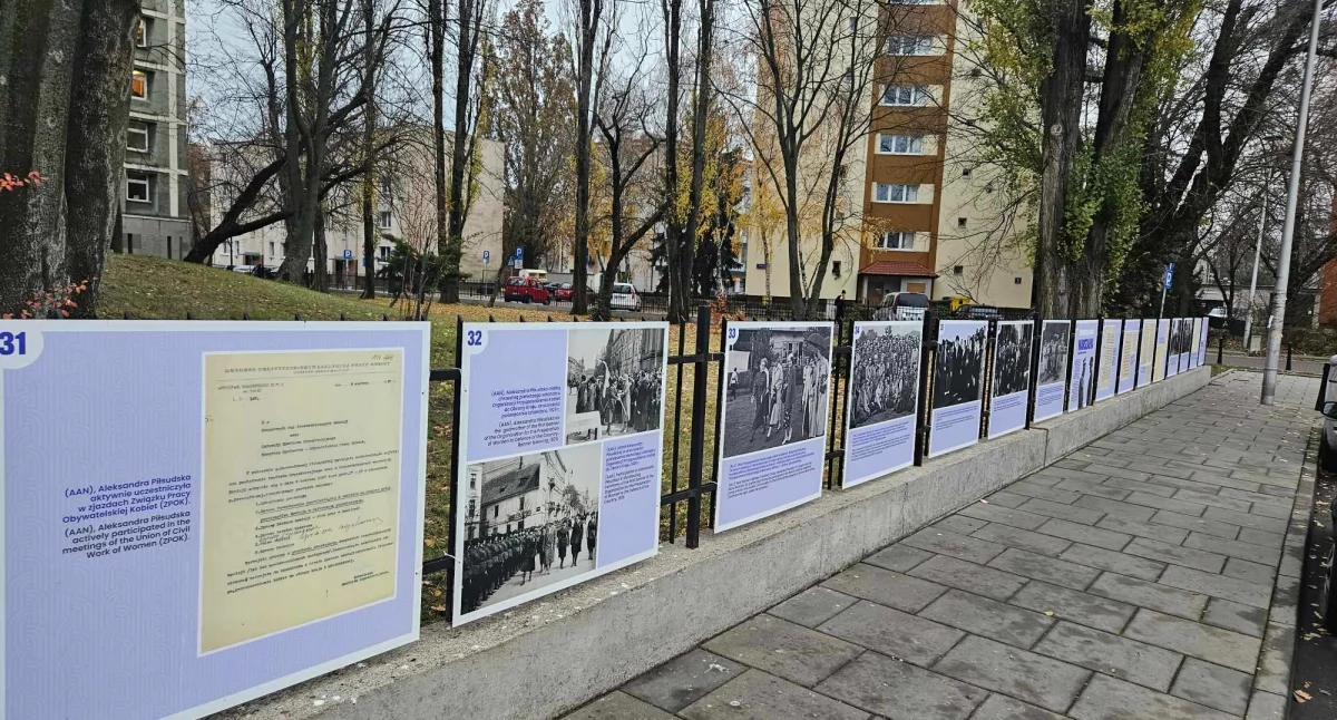 wystawy, Aleksandra Piłsudska żona matka działaczka społeczna strażniczka pamięci Marszałka - zdjęcie, fotografia