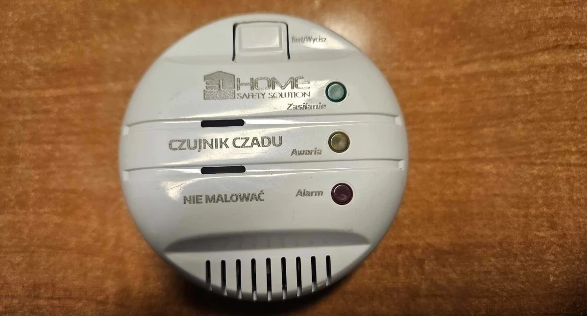 p�r�a�w�o, Czujniki tlenku węgla obowiązkowe - zdjęcie, fotografia