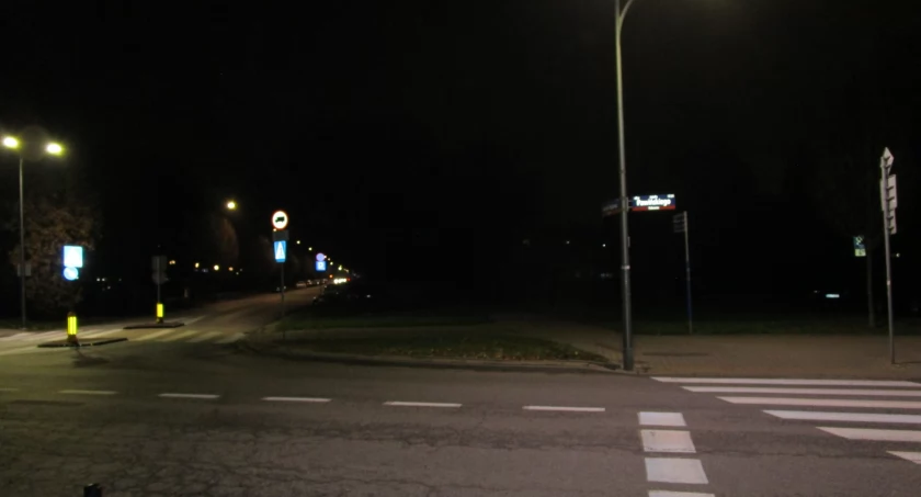 ulice, Ulica Księcia Trojdena nieprzyjazna pieszym - zdjęcie, fotografia