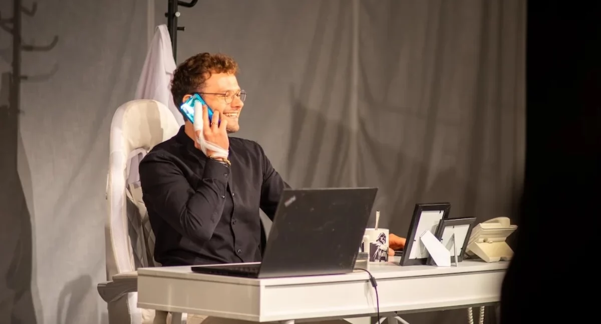 teatr, Zapraszamy spektakl Lekarz telefon - zdjęcie, fotografia