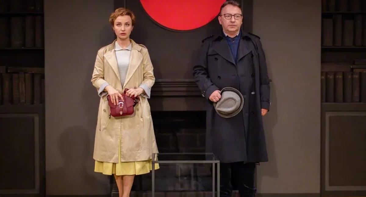 teatr, „Oszustwa” komedia pazurem refleksją - zdjęcie, fotografia