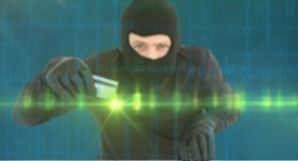 Bezpieczeństwo, MALWARE niebezpieczny rodzasj oszustwa - zdjęcie, fotografia