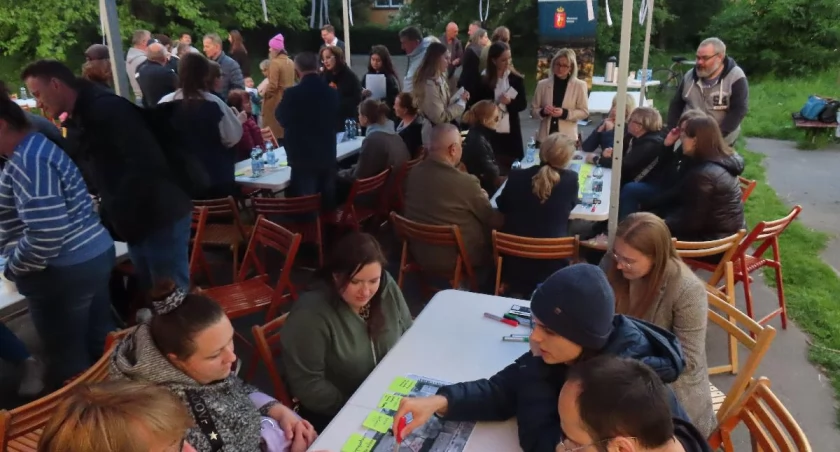 place i podwórka, Warsztaty konsultacyjne Razem zmieniamy podwórko - zdjęcie, fotografia