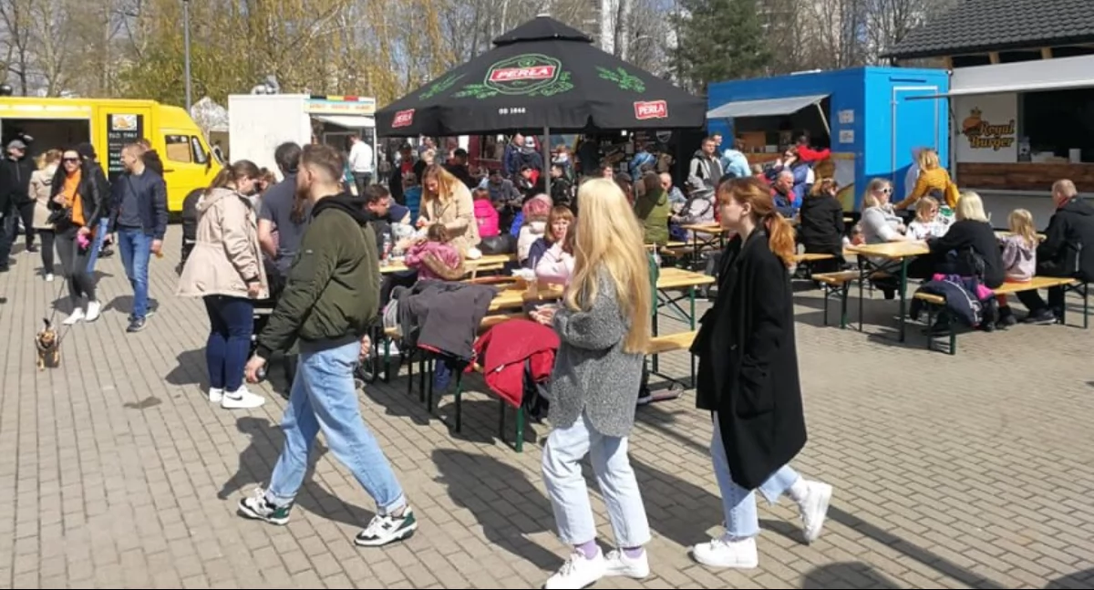 imprezy plenerowe, Ochocki Festiwal Streetfoodu - zdjęcie, fotografia