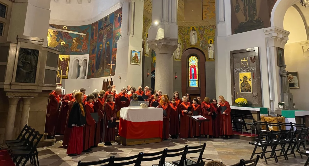 wydarzenia, Świąteczny koncert kościele Placu Narutowicza - zdjęcie, fotografia