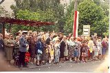 Ul. Żwirki i Wigury przy przystanku Baleya-ITN. Zdjęcie wykonane w czasie przejazdu...