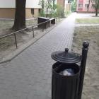 Kosz mógłby bliżej stanąć