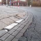 Skakać czy obejść?