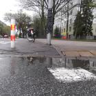 Ktoś obdarł słupek .