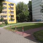 Z chodnika ktoś by wjechał?