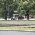 Dwoje parkuje ale skąd oni się tam znaleźli 