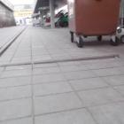 Dlaczego tak wysoko wystaje
