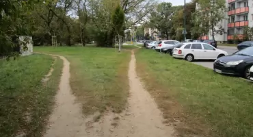 Na Pawińskiego przydałyby się chodnik