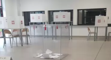 Kupa szmalu za pracę w Obwodowej Komisji Wyborczej