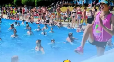 Aqua Zumby na basenie w Parku Szcęsliwickim