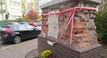 2 Listopada i stan pomników na Ochocie