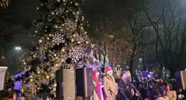 Na placu Narutowicza zabłyśnie choinka