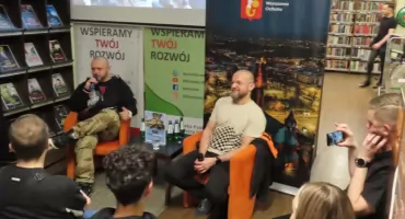 Ostatnie w tym roku spotkanie Hip hop owe w „Przystanek Książka” 