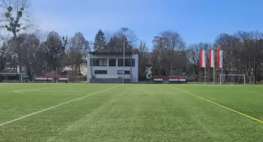 Boisko przy Kolejówce - niekompetencja czy walka z duchem militarnym?