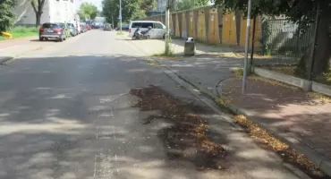 Ulice dzielnicowe czy to już jesień czy wczesna wiosna